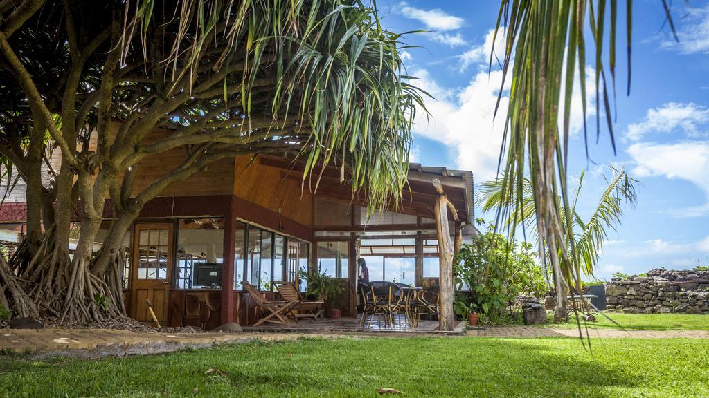 Pikera Uri Eco Lodge Hanga Roa Exteriör bild